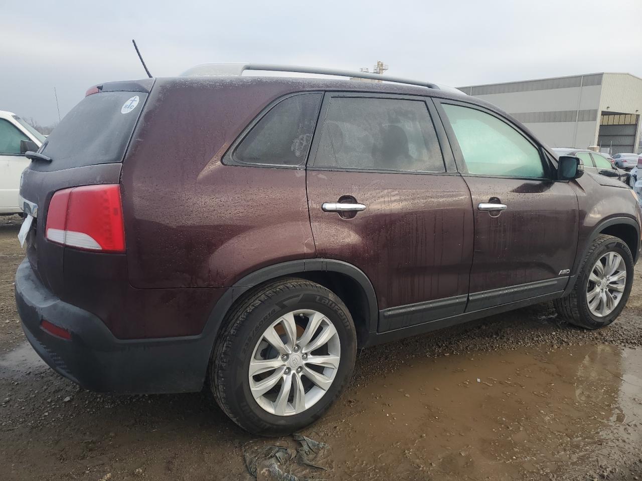 2011 Kia Sorento Base VIN: 5XYKTDA2XBG065927 Lot: 40633584