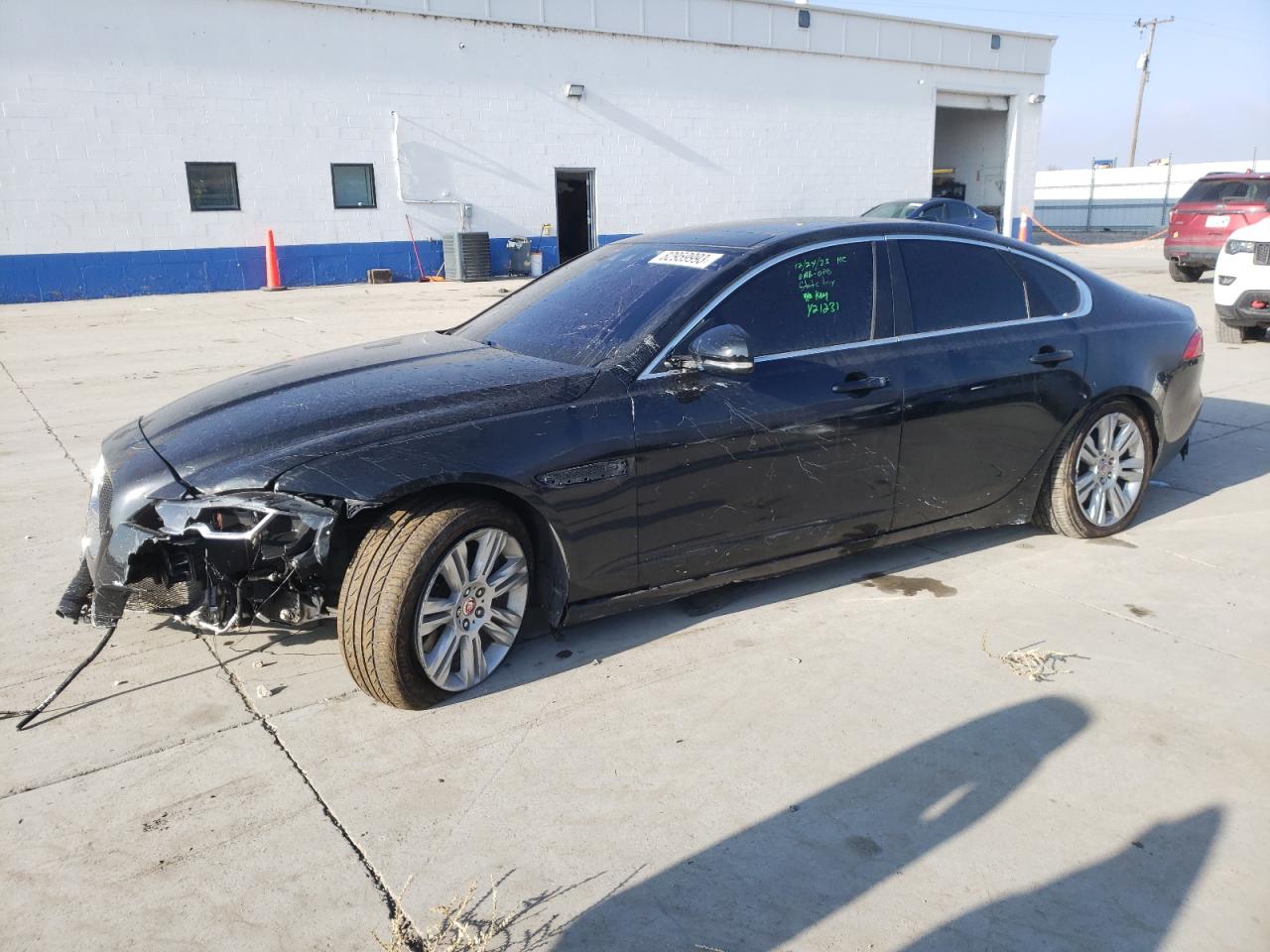 2016 Jaguar Xf Premium VIN: SAJBJ4BV2GCY21231 Lot: 82959993