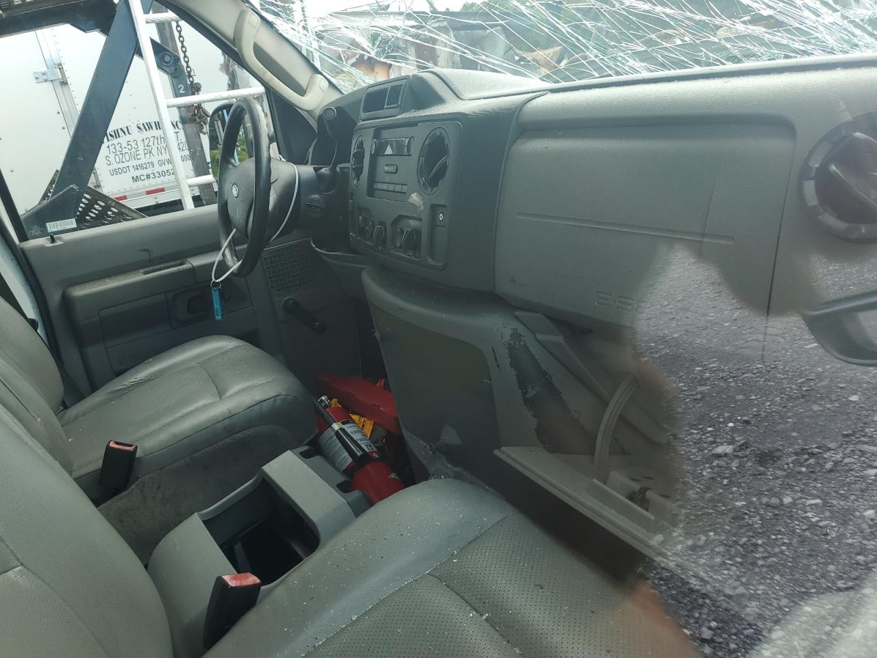 24DWE3FLXFDA07811 2015 Ford Econoline