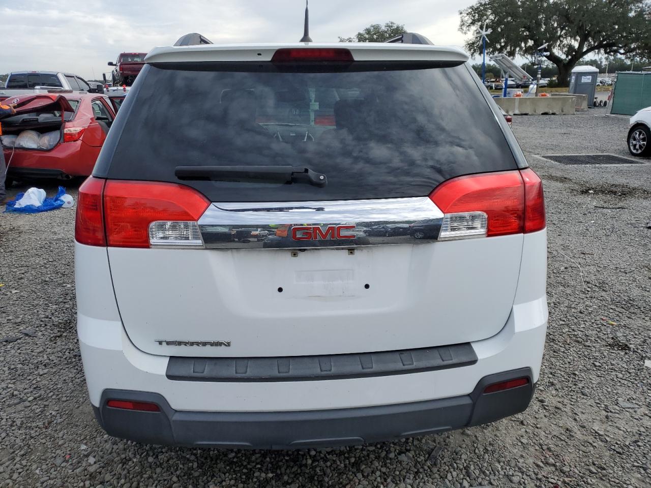 2010 GMC Terrain - Image 6