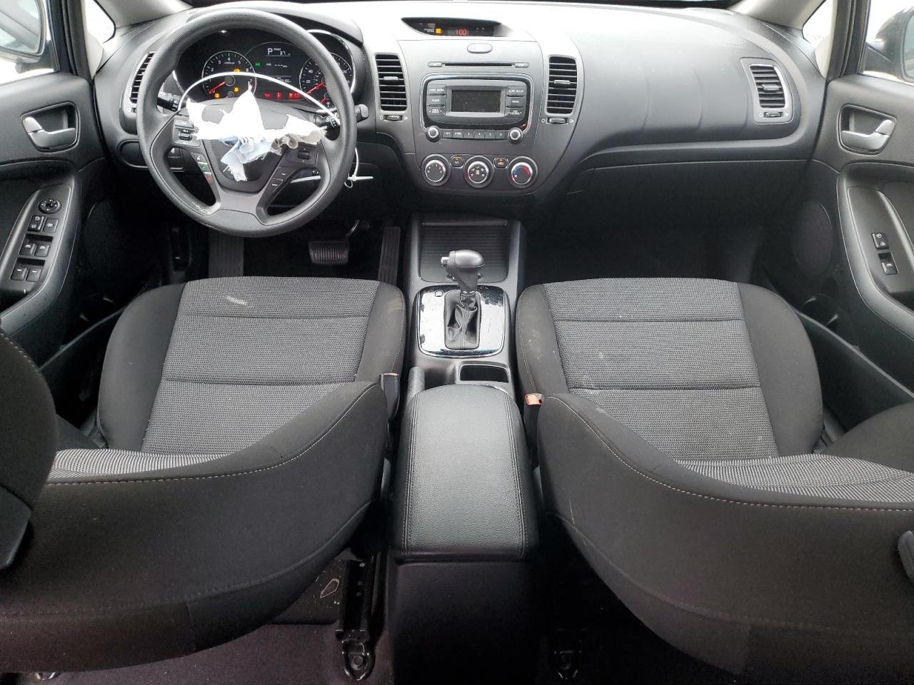 2017 Kia Forte Lx VIN: KNAFK5A84H5718281 Lot: 38537424