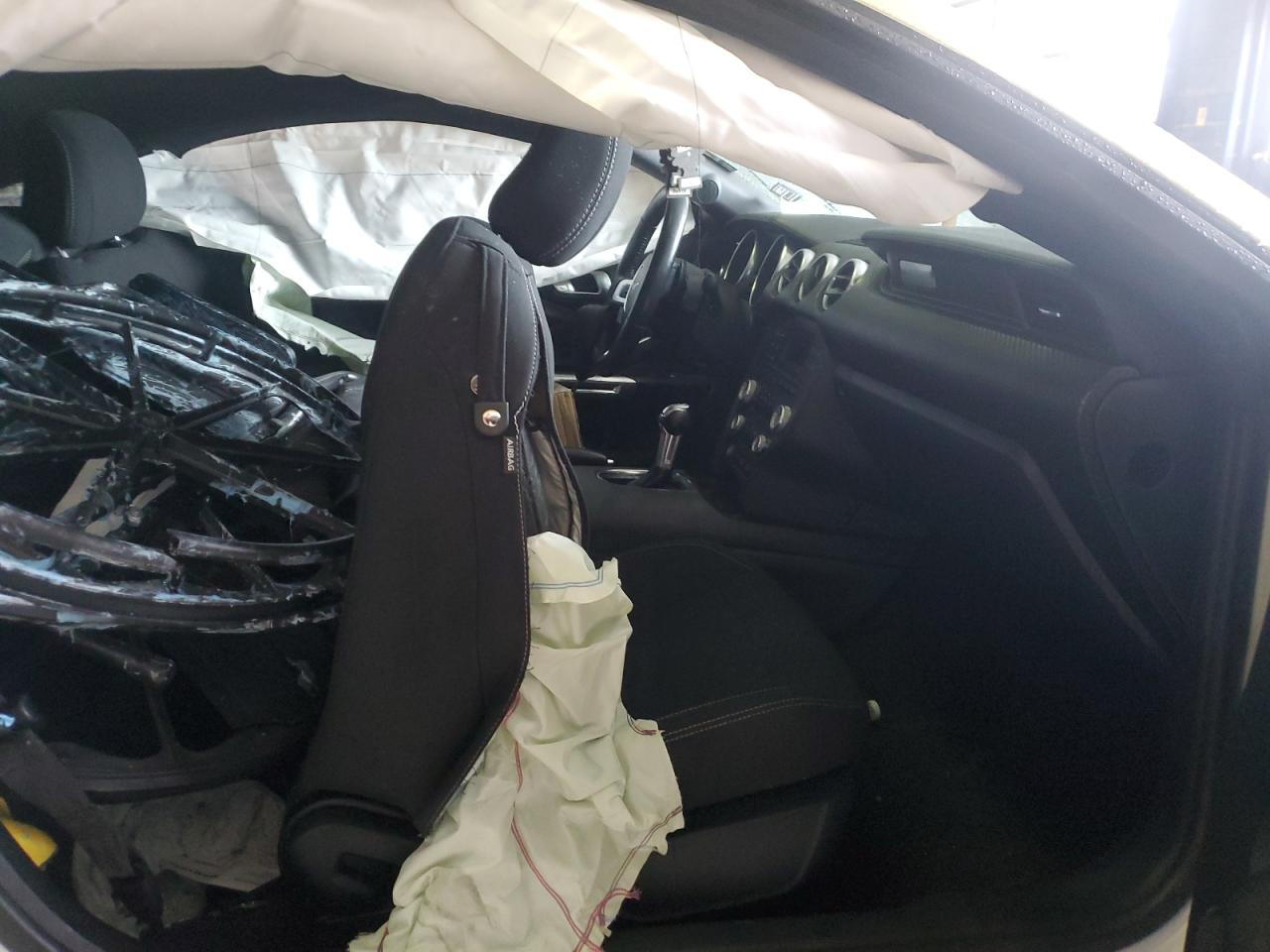 2018 Ford Mustang VIN: 1FA6P8TH6J5110633 Lot: 39524354