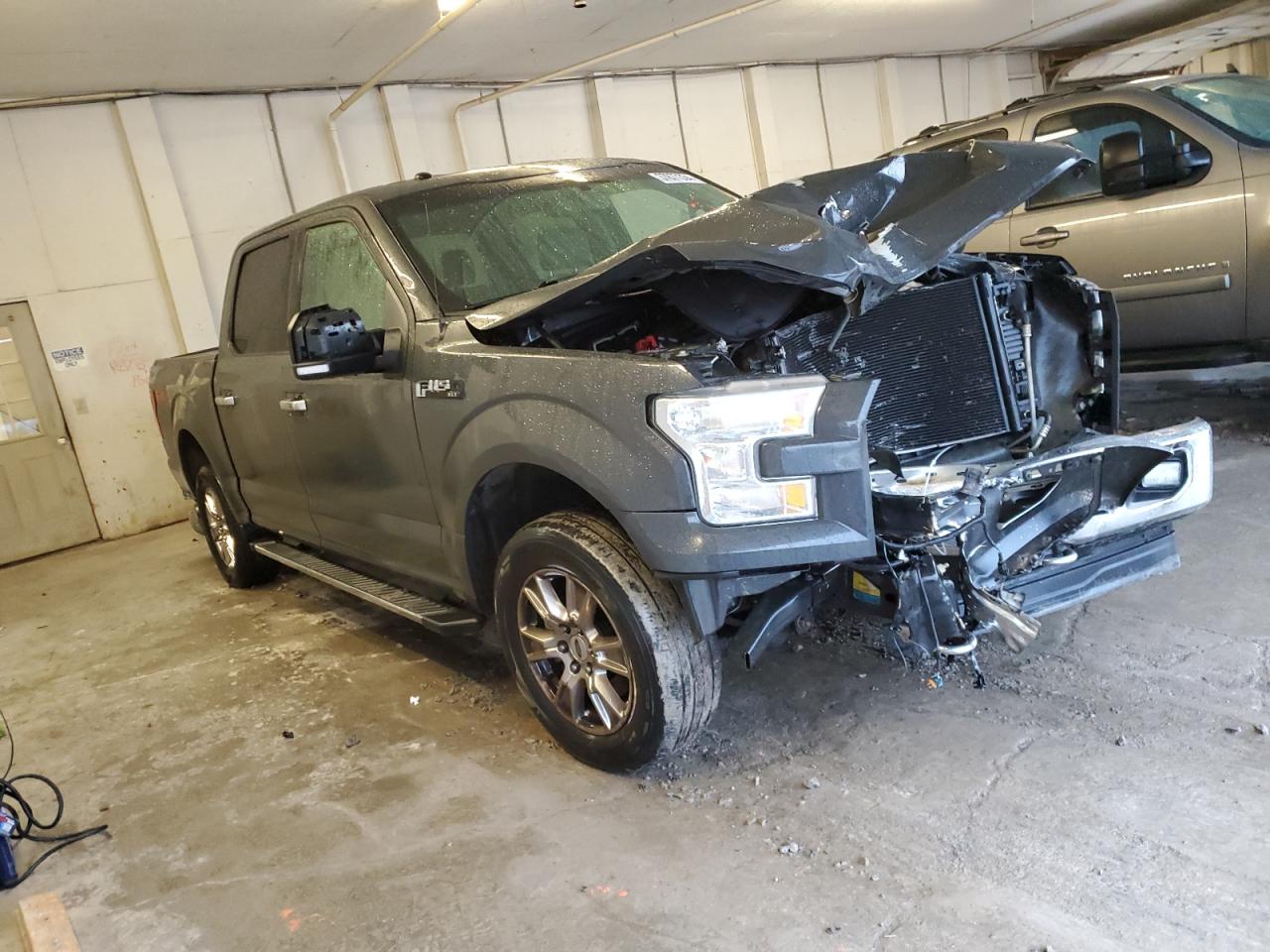 1FTEW1EFXHFA25228 2017 Ford F150 Supercrew