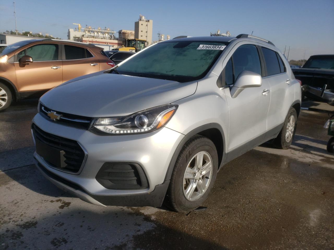 VIN 3GNCJLSB4JL258799 2018 CHEVROLET TRAX no.1