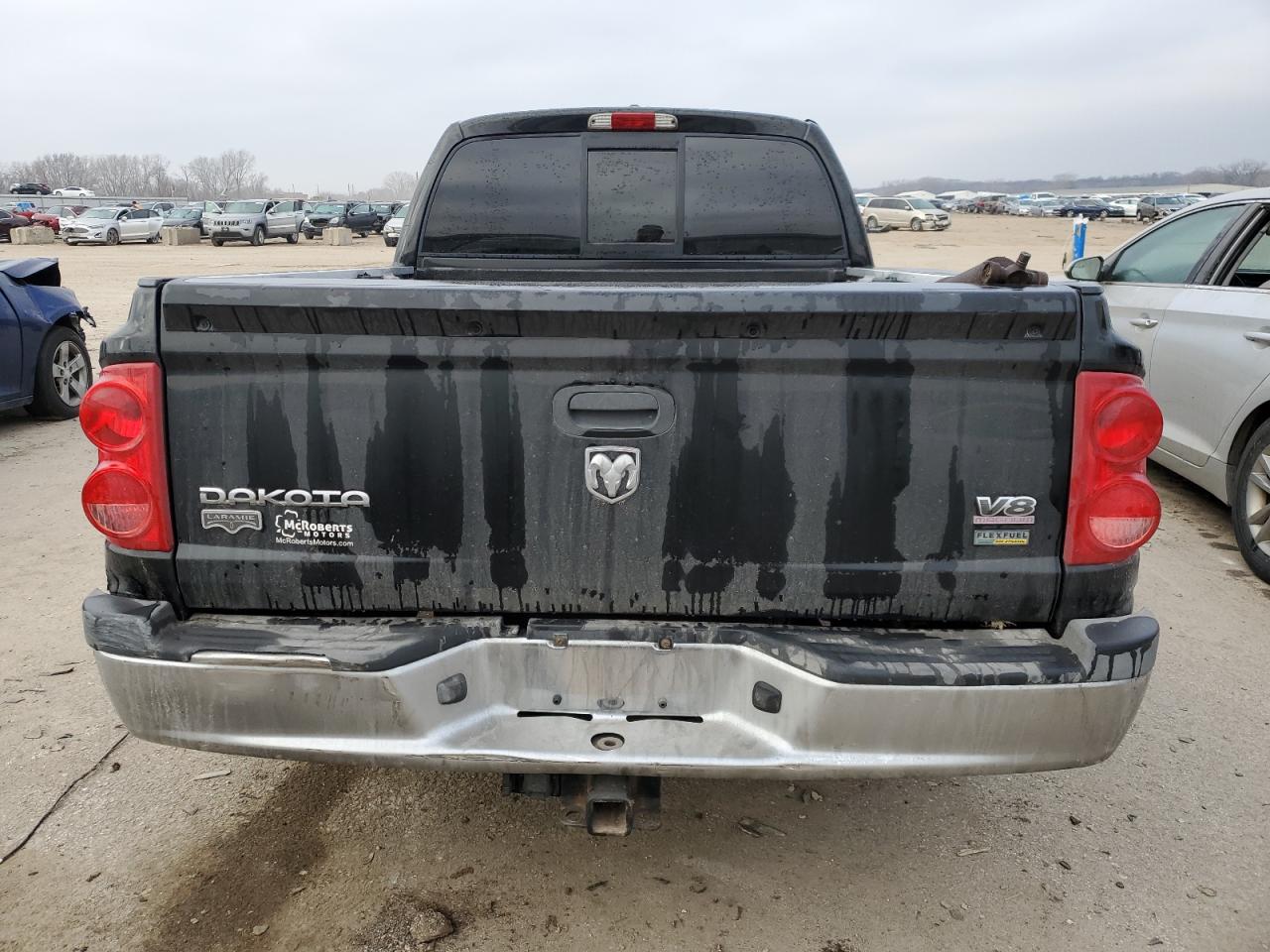 2008 Dodge Dakota Quad Laramie VIN: 1D7HW58N48S633105 Lot: 36826944