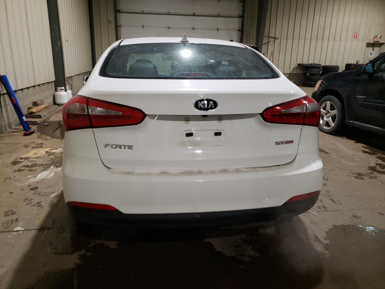 2016 Kia Forte Ex VIN: KNAFZ4A88G5451490 Lot: 38385524