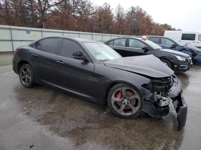  ALFA ROMEO GIULIA 2019 Black