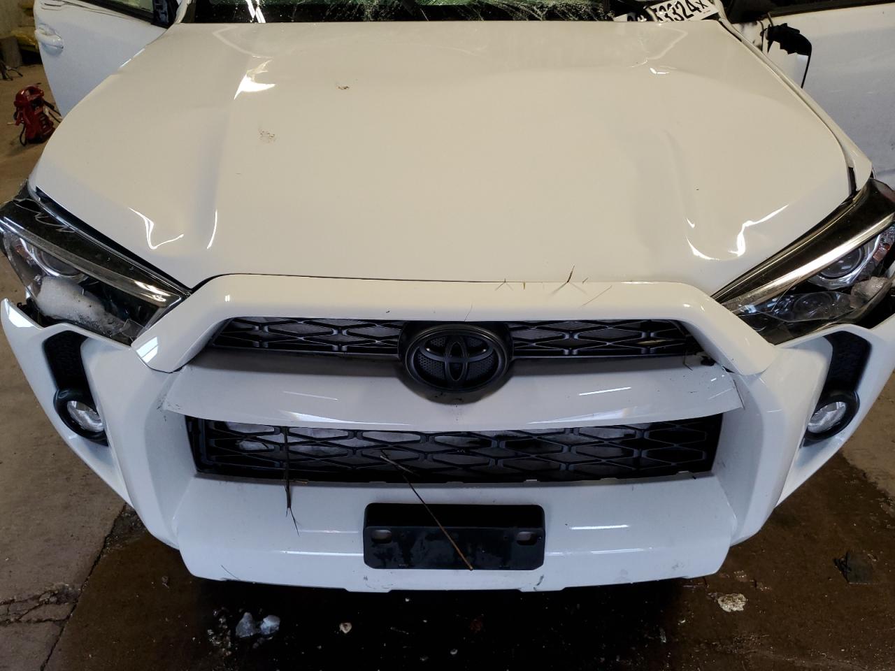 2019 Toyota 4Runner Sr5 VIN: JTEBU5JR5K5675934 Lot: 39553324