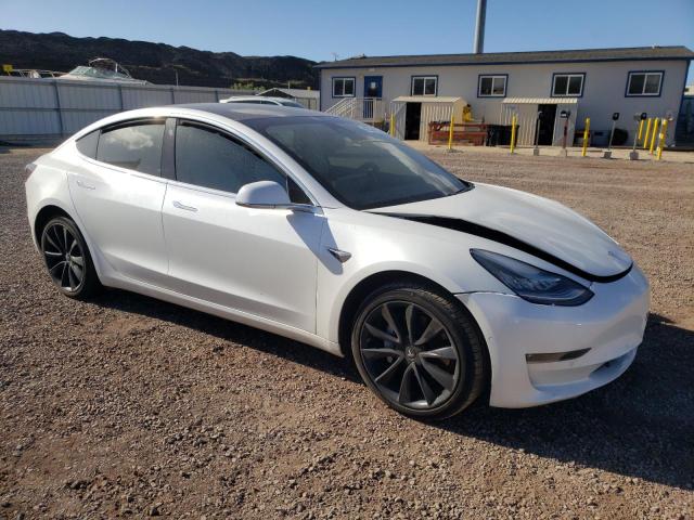  TESLA MODEL 3 2020 Білий