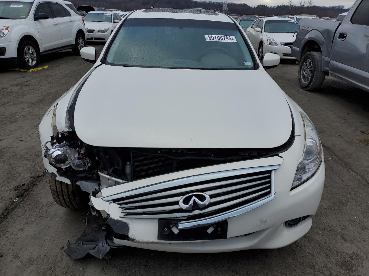 JN1CV6AR6FM522375 2015 Infiniti Q40