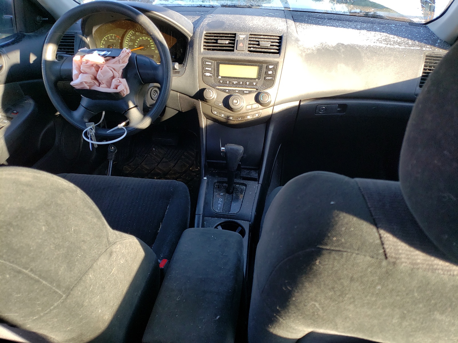 1HGCM561X5A088783 2005 Honda Accord Dx