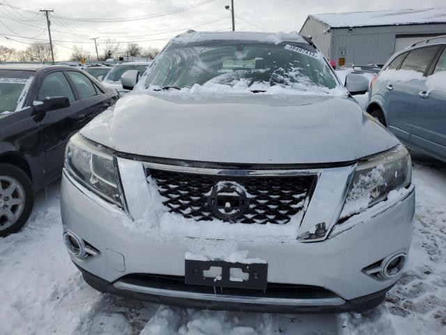  NISSAN PATHFINDER 2013 Серебристый