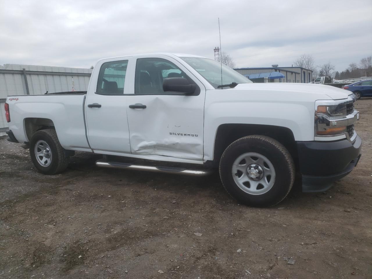 1GCVKNEH7HZ348512 2017 Chevrolet Silverado K1500