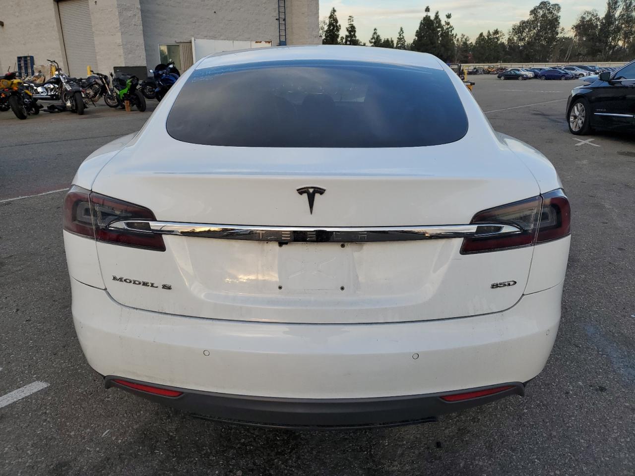 5YJSA1E2XGF122852 2016 Tesla Model S