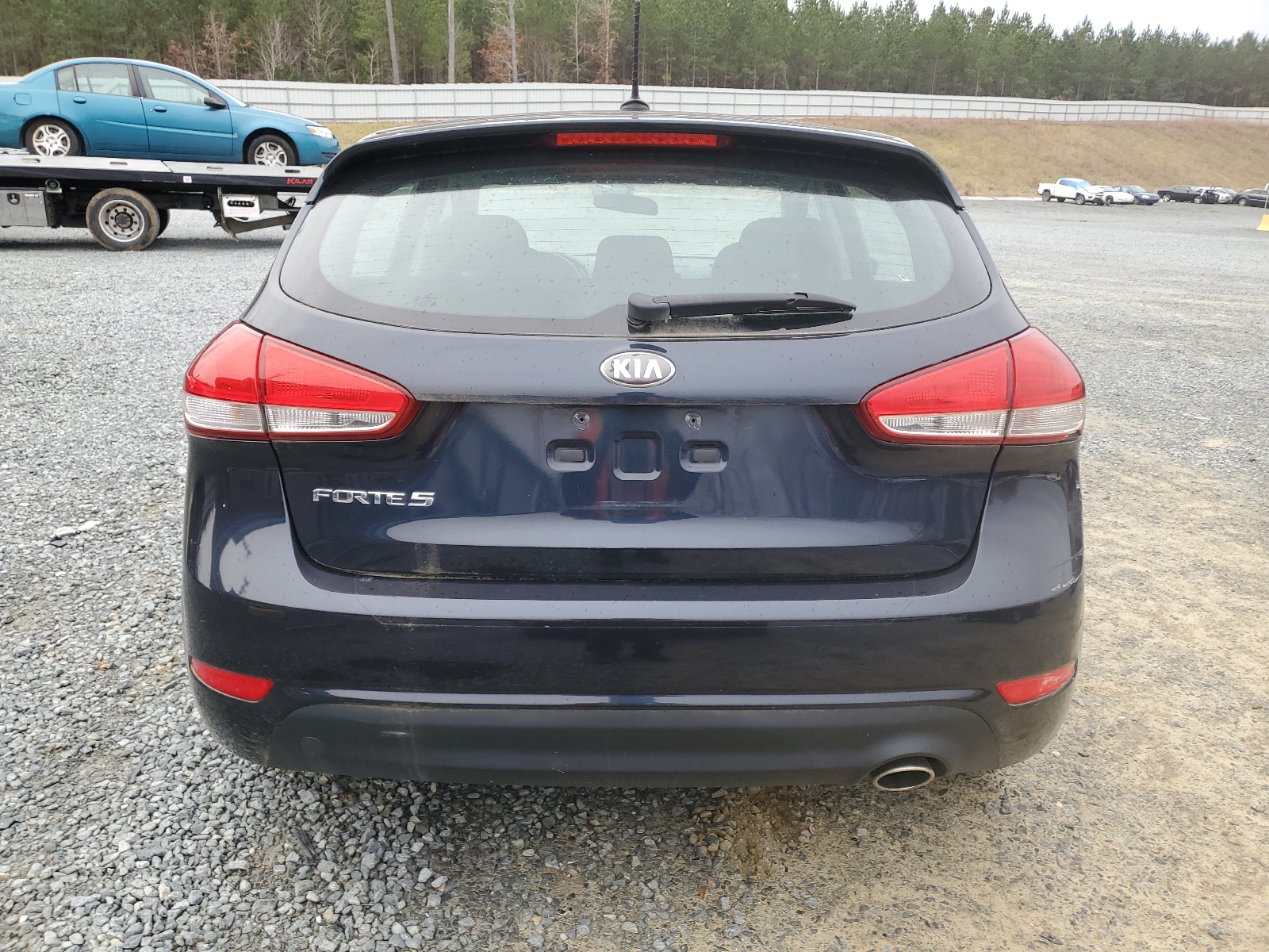 KNAFK5A84H5718281 2017 Kia Forte Lx