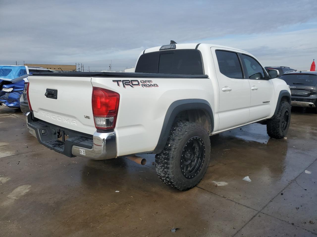 3TMAZ5CN9HM026345 2017 Toyota Tacoma Double Cab