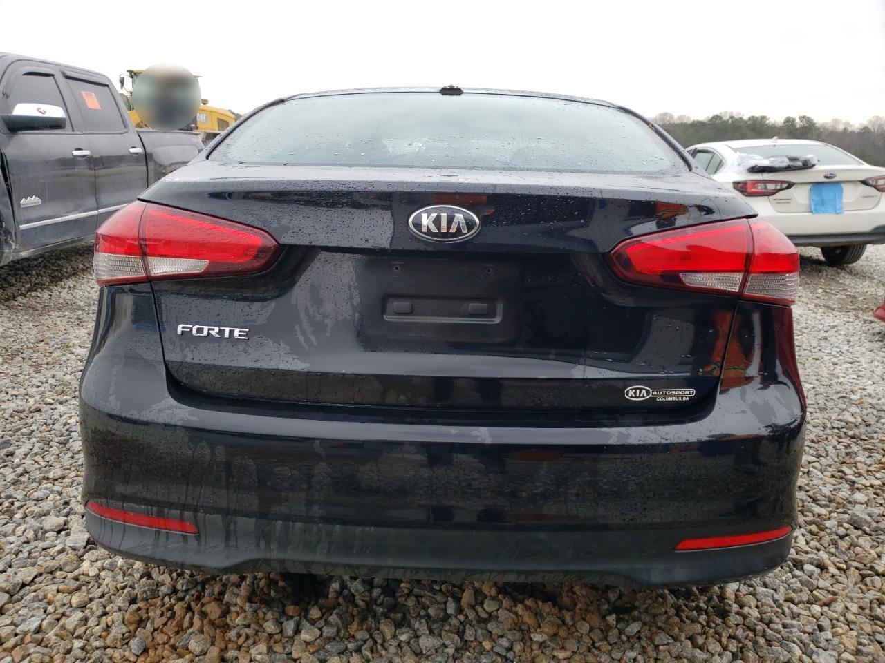 2017 Kia Forte Lx VIN: 3KPFK4A78HE061705 Lot: 82346613