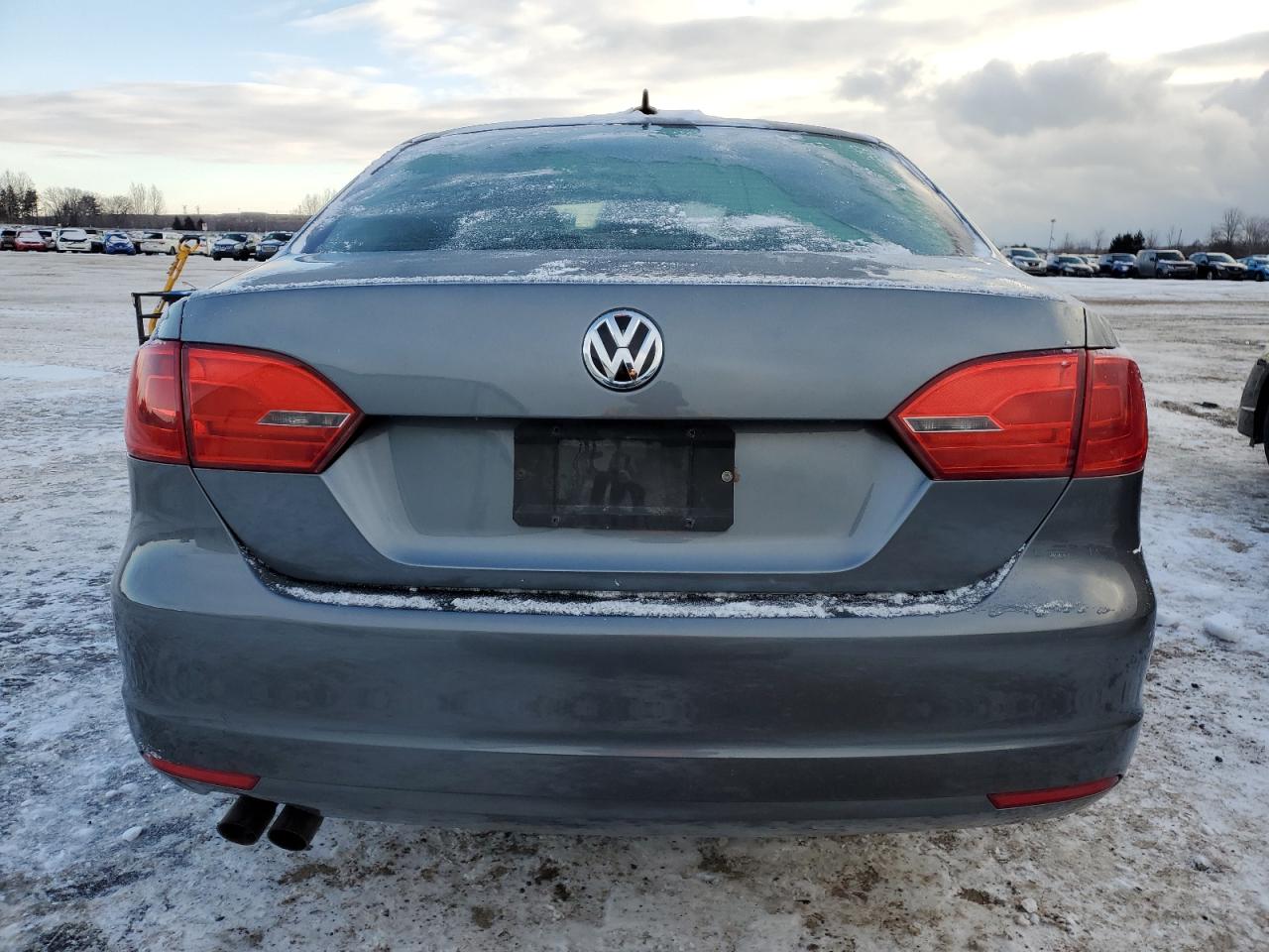 3VWLX7AJ4BM099895 2011 Volkswagen Jetta Sel