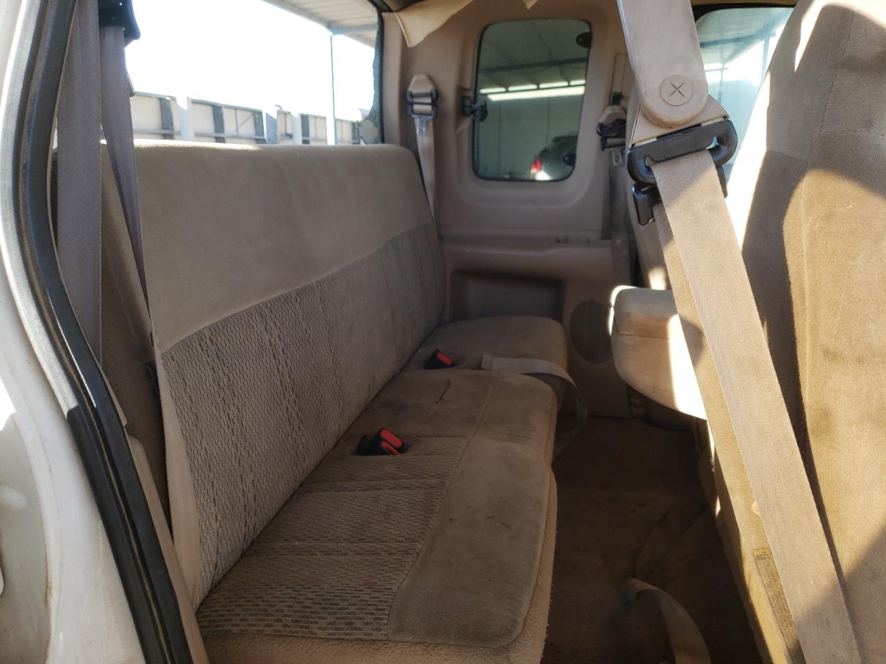 1998 Ford F150 VIN: 1FTZX17W6WKB43647 Lot: 82584183