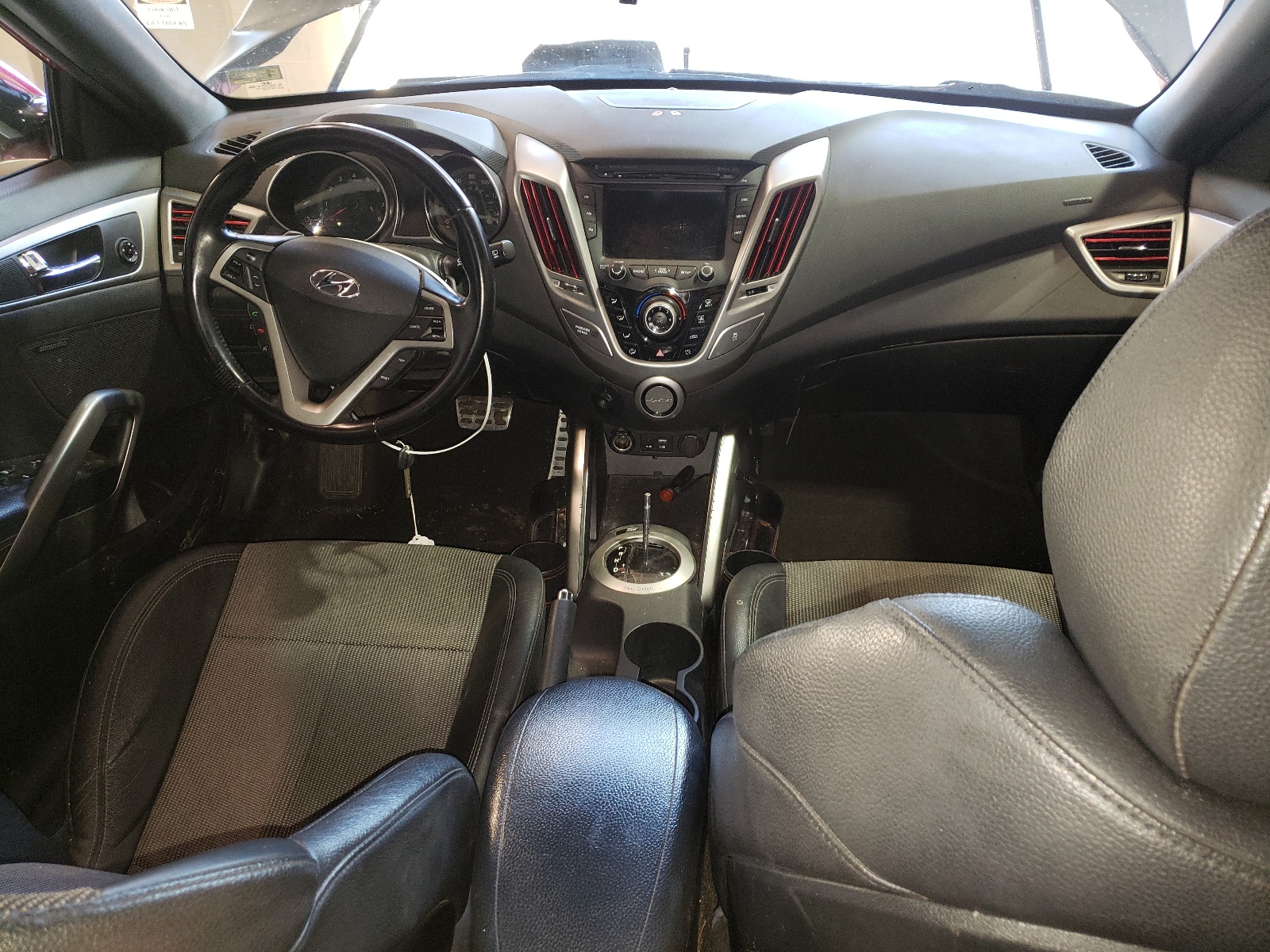 KMHTC6AD7GU259009 2016 Hyundai Veloster