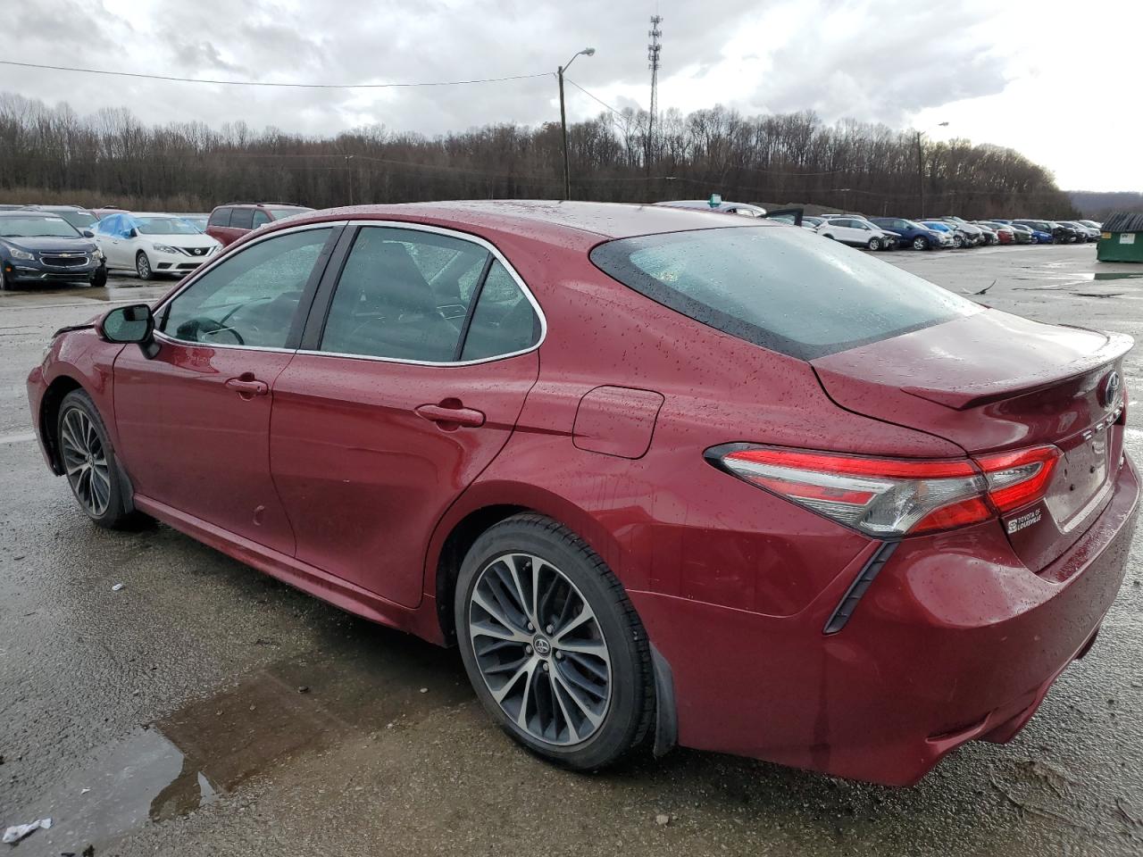 2018 Toyota Camry L VIN: 4T1B11HK7JU517142 Lot: 37462644