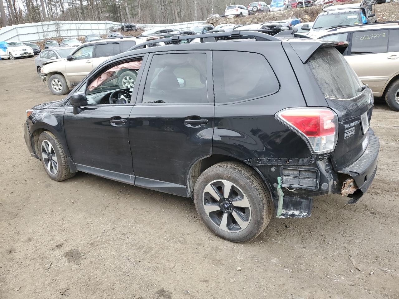 2018 Subaru Forester 2.5I Premium VIN: JF2SJAEC5JH484489 Lot: 82883123