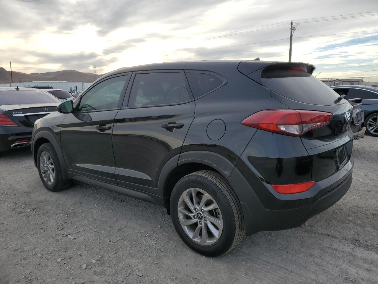 KM8J23A47JU682155 2018 Hyundai Tucson Se