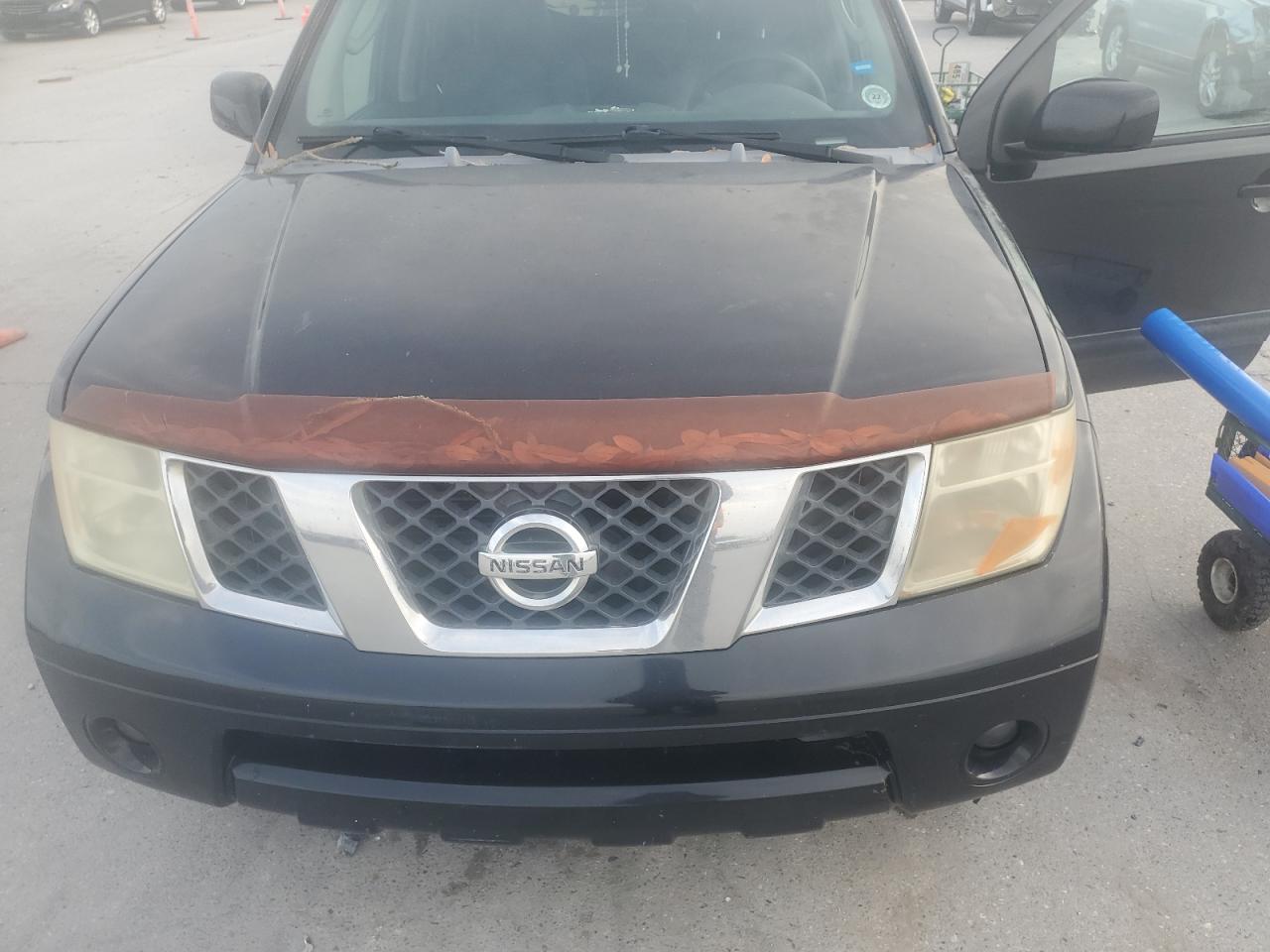 2005 Nissan Pathfinder Le VIN: 5N1AR18W85C740437 Lot: 68740884