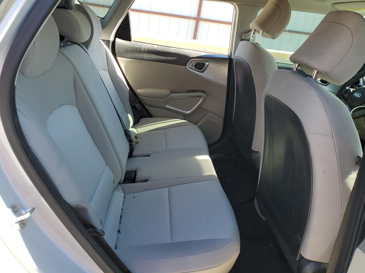 2020 Kia Soul Lx VIN: KNDJ23AU6L7734266 Lot: 38781174