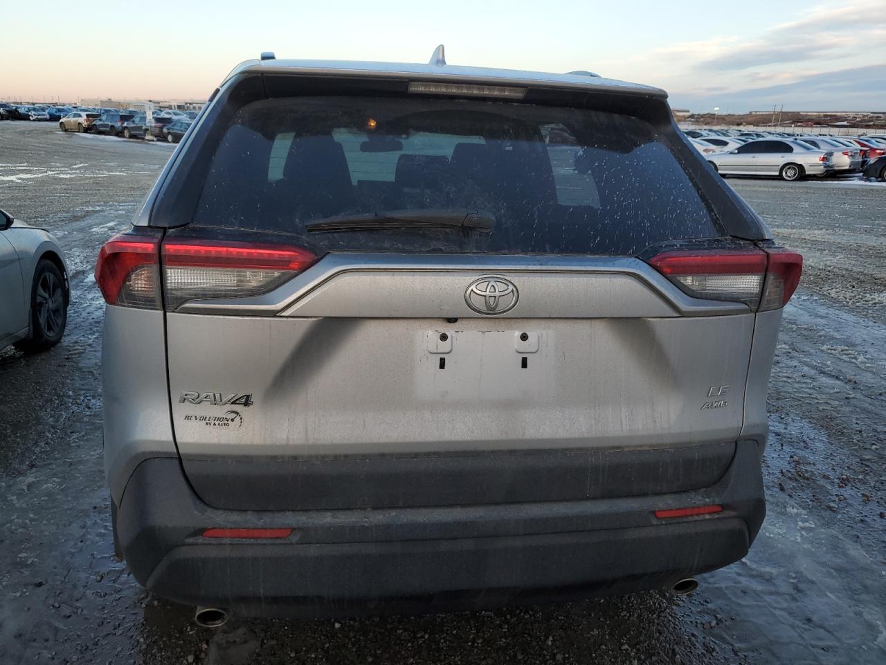 2019 Toyota Rav4 Le VIN: 2T3B1RFV1KC032761 Lot: 40803694