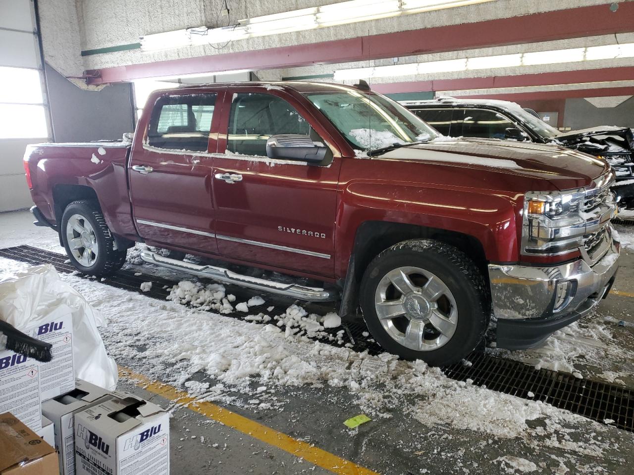 2016 Chevrolet Silverado - Image 4