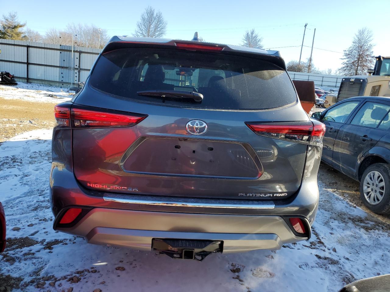 5TDKDRBH7PS525813 2023 Toyota Highlander L