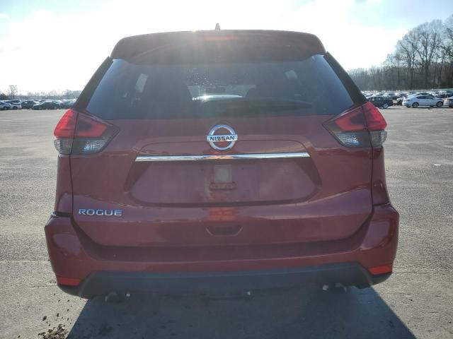  NISSAN ROGUE 2017 Красный