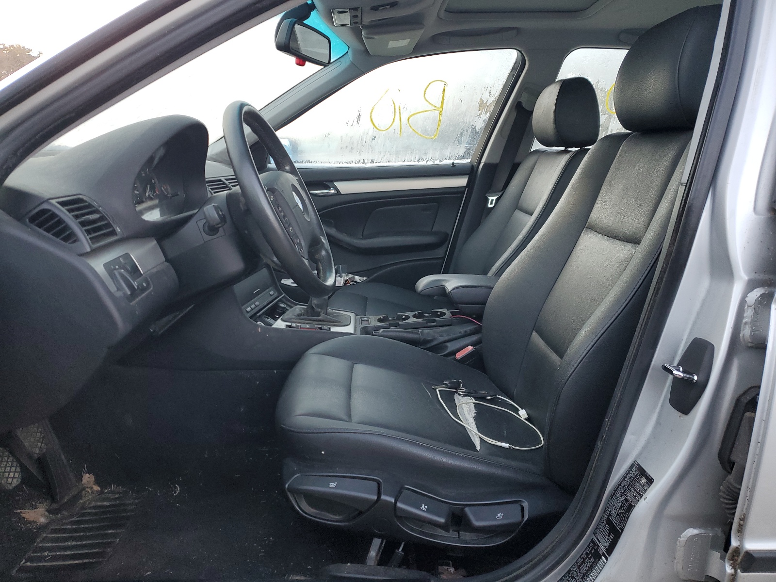 WBAEU334X3PF60212 2003 BMW 325 Xi