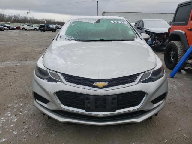 Sedans CHEVROLET CRUZE 2017 Srebrny