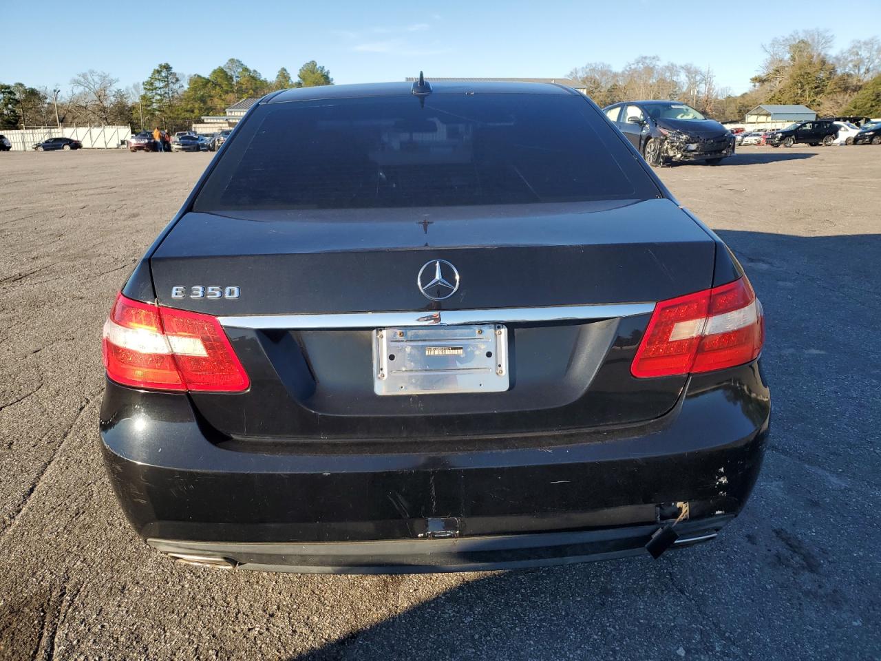 2011 Mercedes-Benz E 350 VIN: WDDHF5GBXBA392378 Lot: 39942524