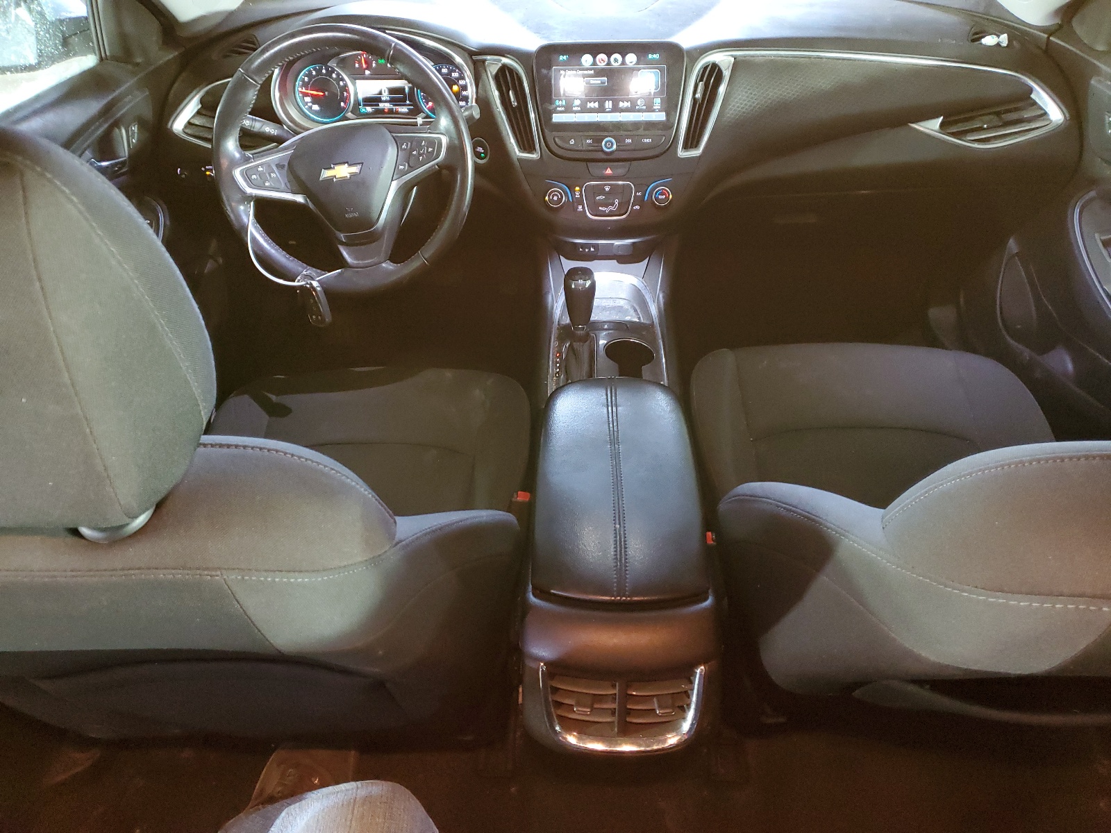 1G1ZD5ST8JF219490 2018 Chevrolet Malibu Lt