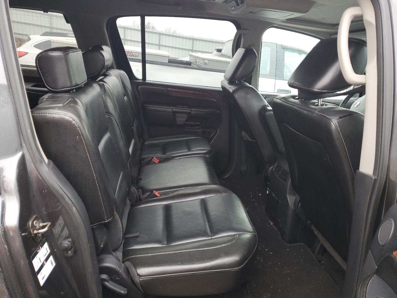2011 Nissan Armada Sv VIN: 5N1BA0NC9BN610232 Lot: 74103584