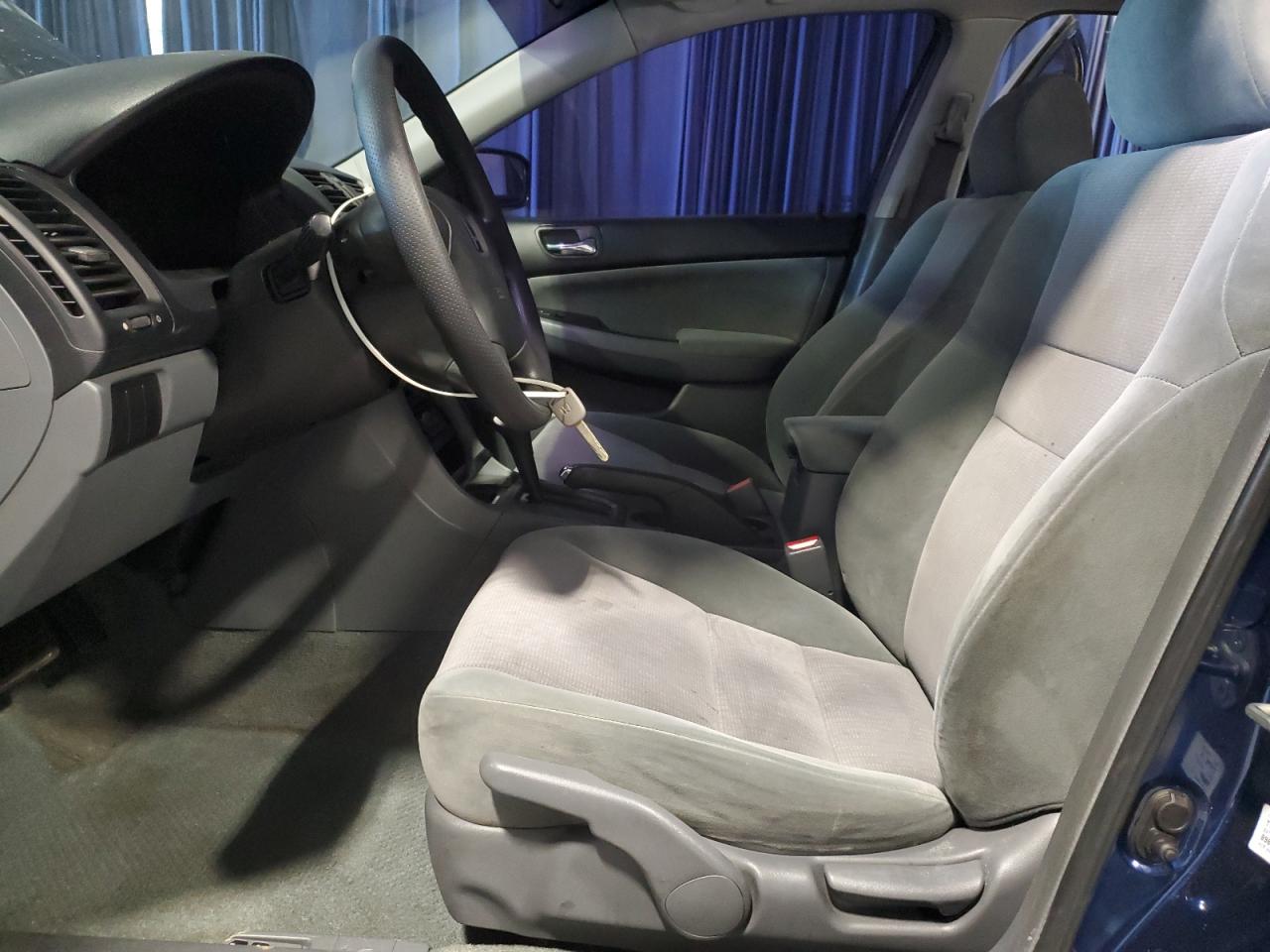 2004 Honda Accord Lx VIN: 1HGCM563X4A148335 Lot: 37299354