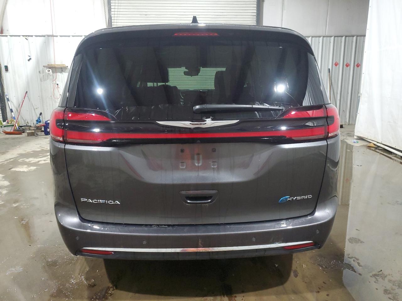 2023 Chrysler Pacifica Hybrid Touring L VIN: 2C4RC1L77PR565214 Lot: 40413734