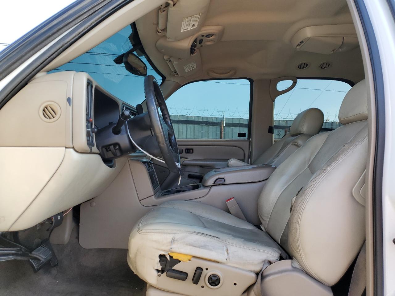 2004 Chevrolet Tahoe C1500 VIN: 1GNEC13T34R176607 Lot: 39853514