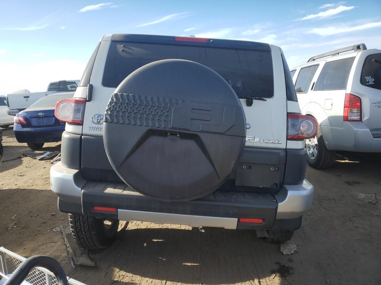 JTEBU4BF4EK177907 2014 Toyota Fj Cruiser