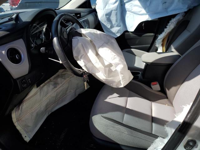  TOYOTA COROLLA 2018 Серебристый