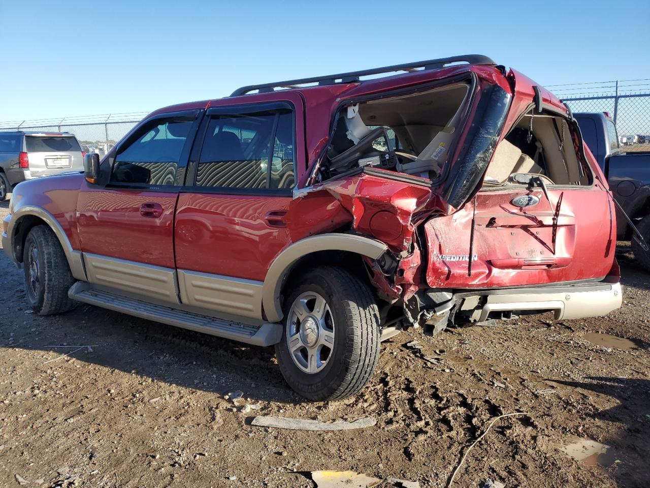 2006 Ford Expedition - Image 2