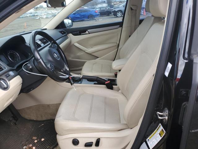 Седаны VOLKSWAGEN PASSAT 2015 Черный