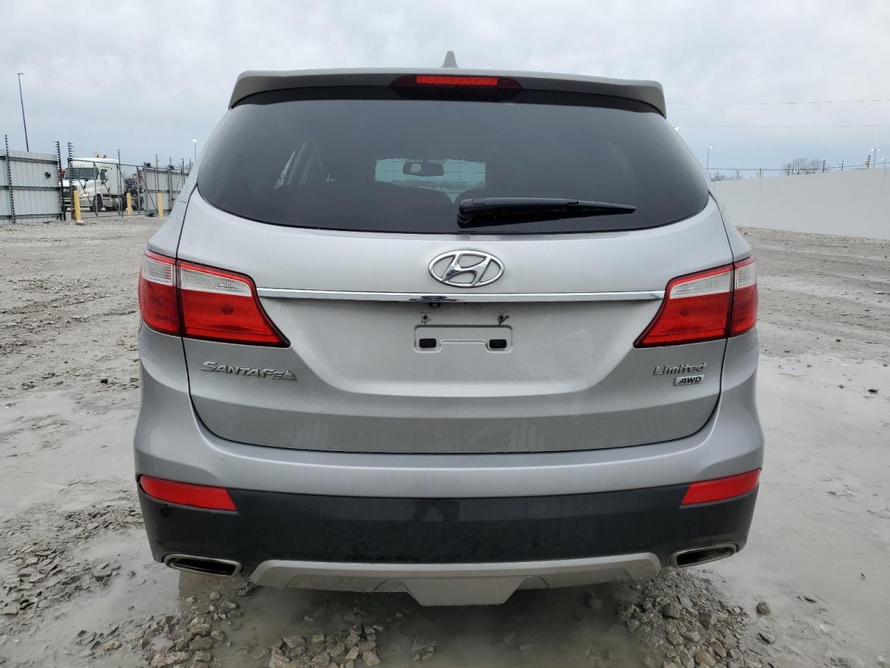 KM8SNDHF9FU124243 2015 Hyundai Santa Fe Gls