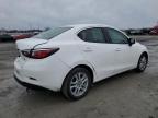 2017 Toyota Yaris Ia  იყიდება Cahokia Heights-ში, IL - Rear End