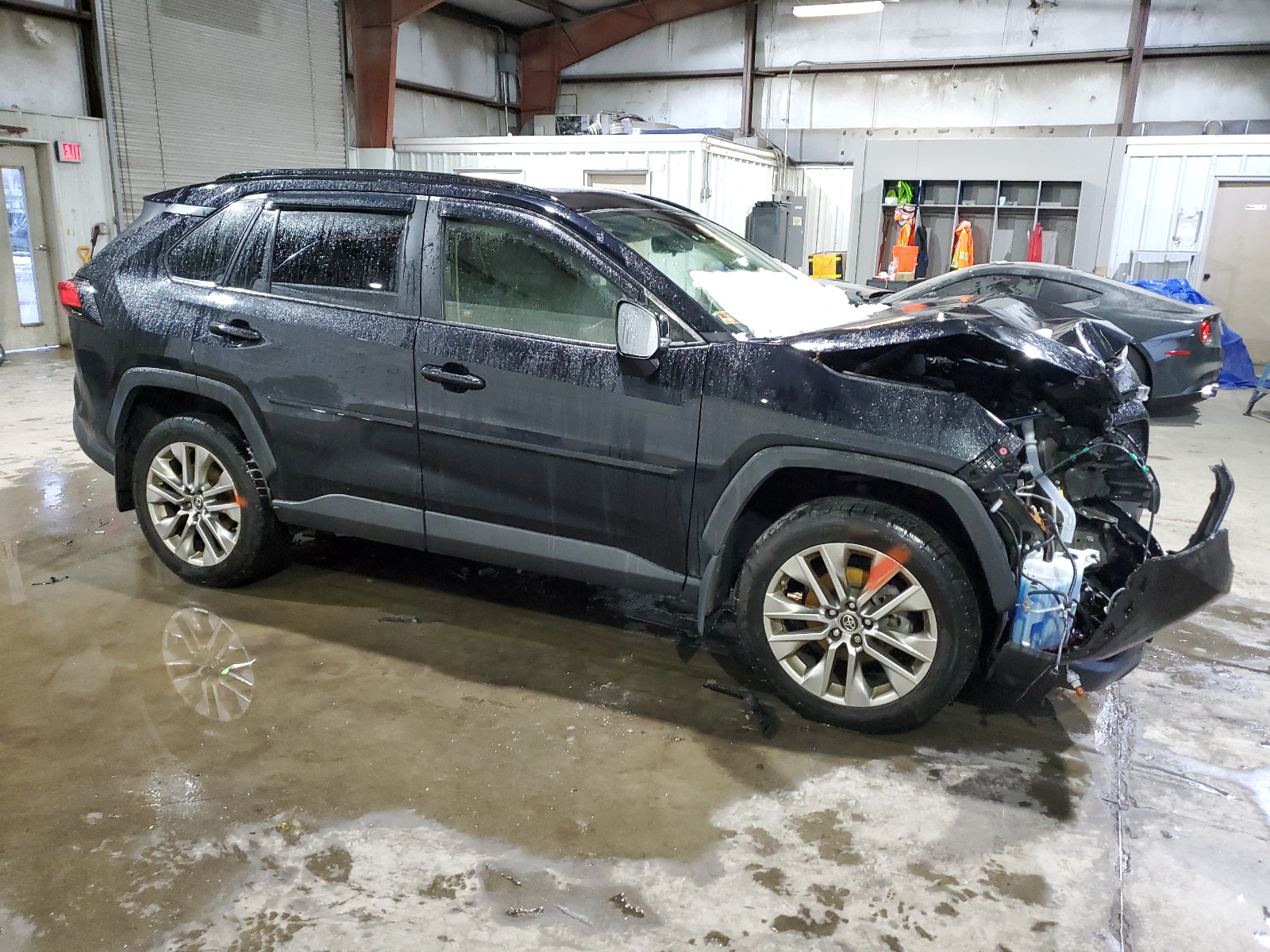 2019 Toyota Rav4 Xle Premium vin: JTMA1RFV8KD018699