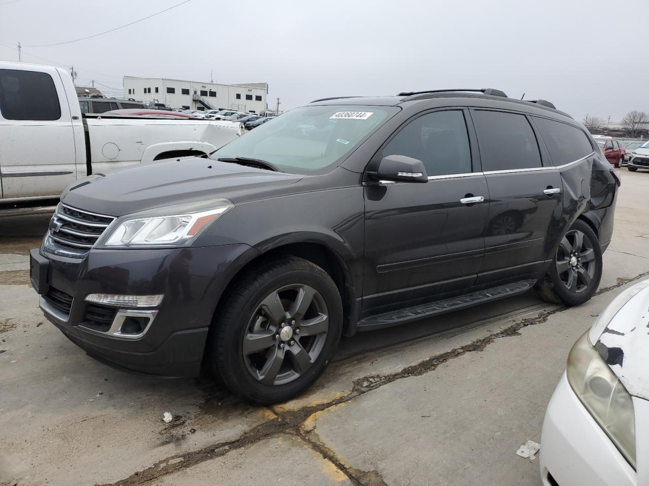 1GNKRHKD4HJ178102 2017 CHEVROLET TRAVERSE - Image 1