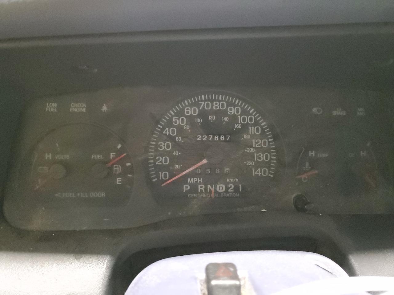 2000 Ford Crown Victoria Police Interceptor VIN: 2FAFP71WXYX157491 Lot: 38520384